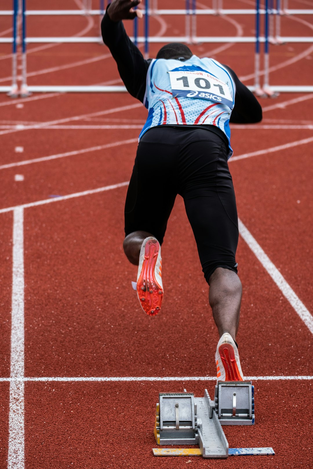 Training for Athletic Performance vs Training for Aesthetics