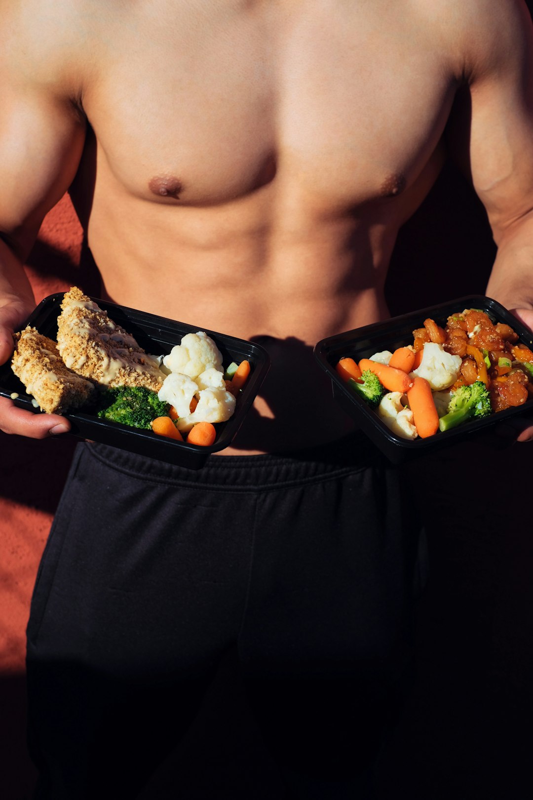 Cutting vs Bulking: How to Train and Eat for Each Phase