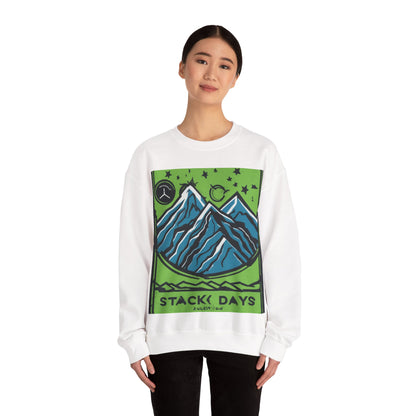 boostlete-pr-season-icon-mountain-grainy-badge-0154 — Unisex Heavy Blend Crewneck Sweatshirt (Gildan)